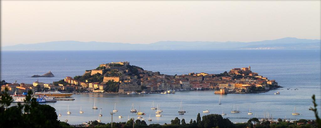 Appartamento Ponticello By Helloelba ポルトフェッラーイオ エクステリア 写真